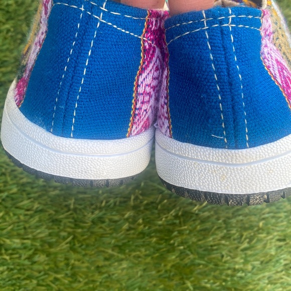 Aztec Serape Print Sneakers - Picture 9 of 10